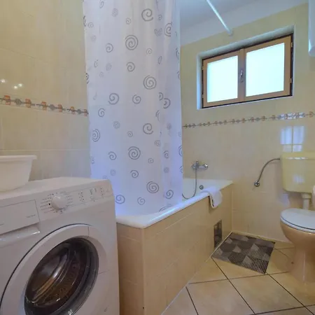 Apartament Anica Njivice